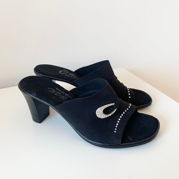 Vintage Shoes - Vintage Y2K 90s bling kitten heels